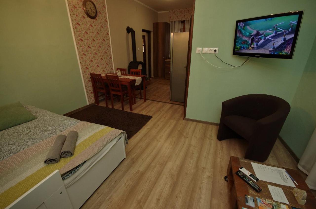 Villa Rusztika غيولا المظهر الخارجي الصورة