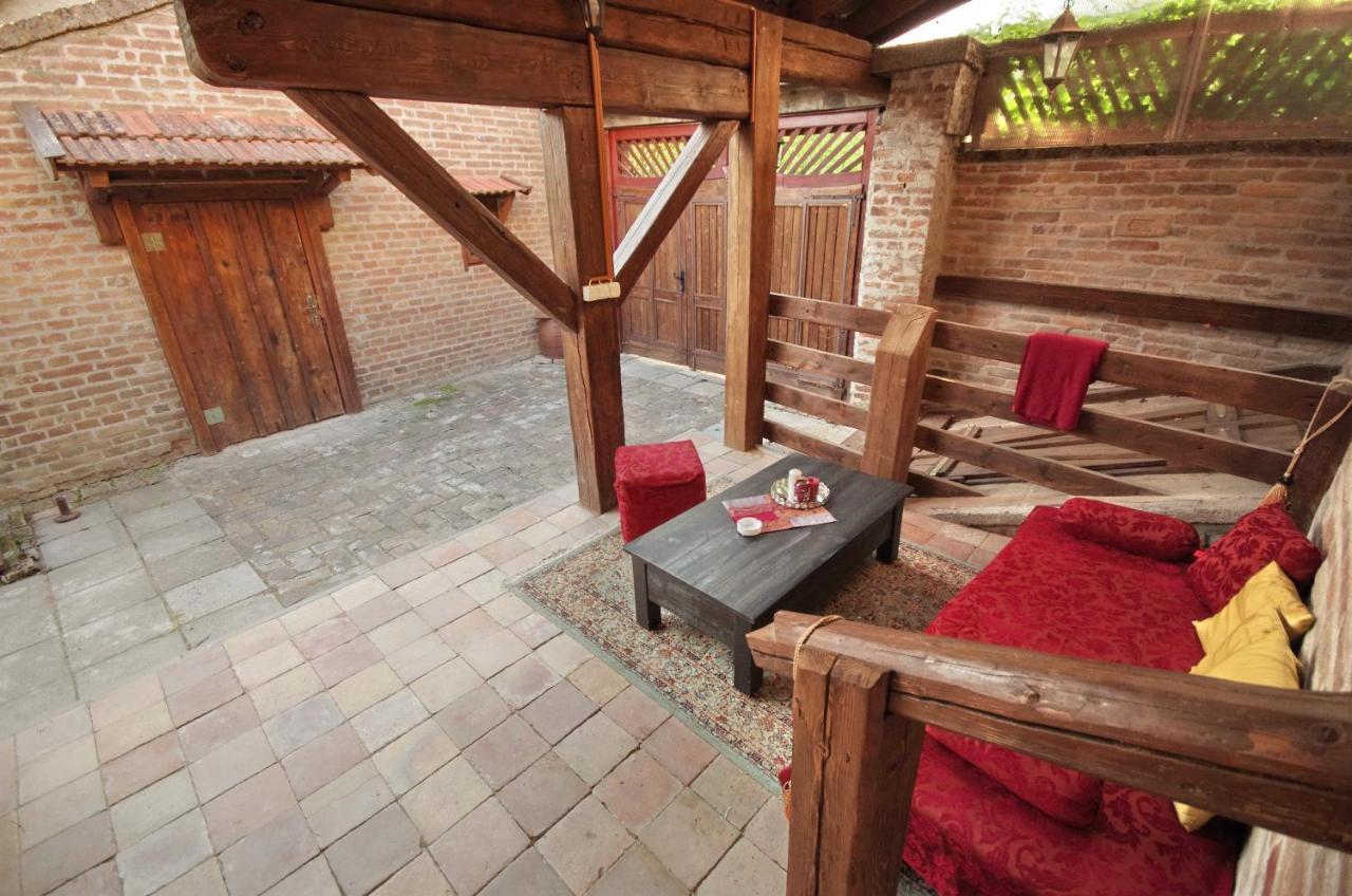 Villa Rusztika غيولا المظهر الخارجي الصورة