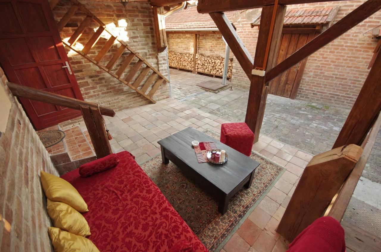 Villa Rusztika غيولا المظهر الخارجي الصورة