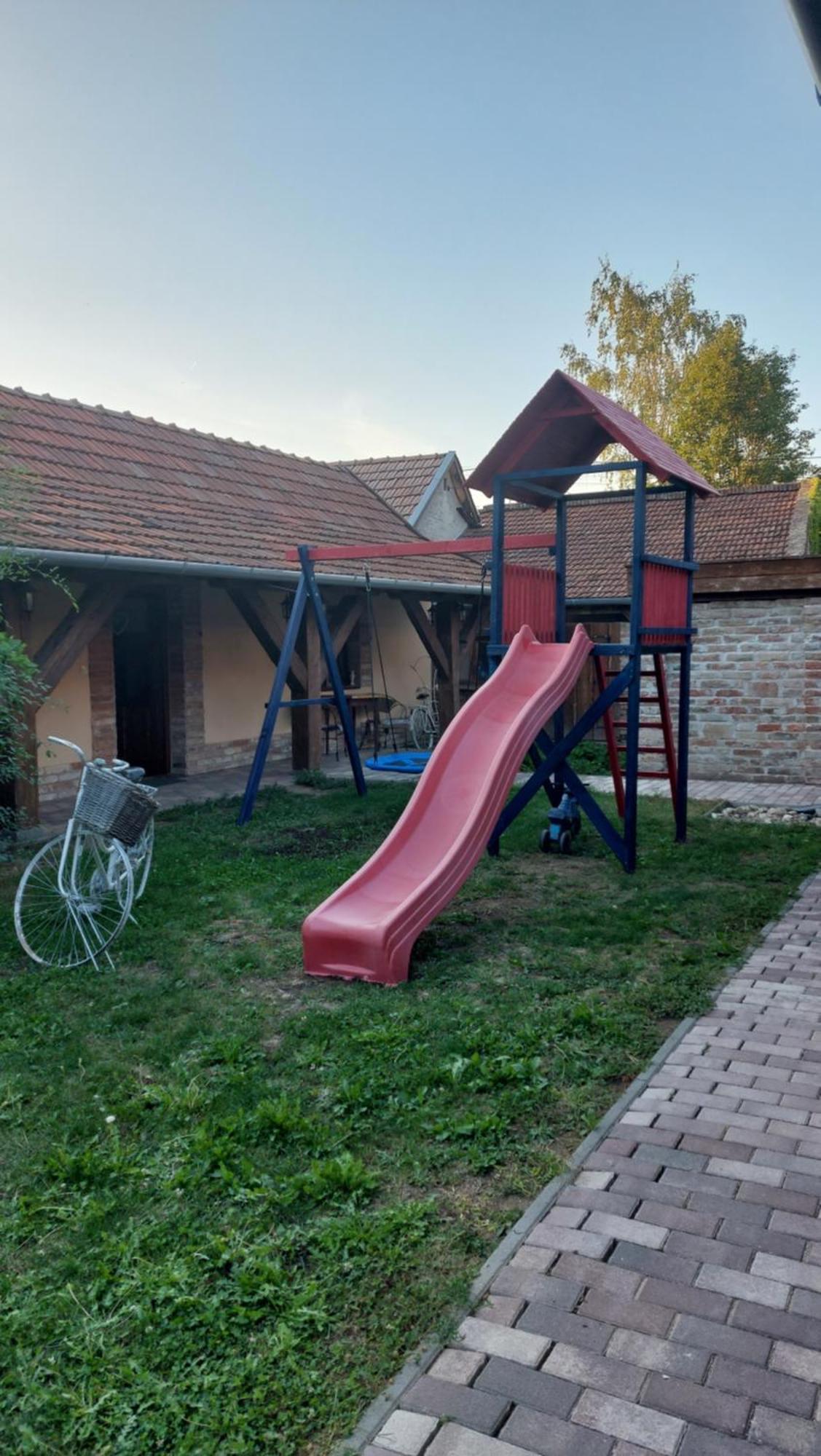 Villa Rusztika غيولا المظهر الخارجي الصورة